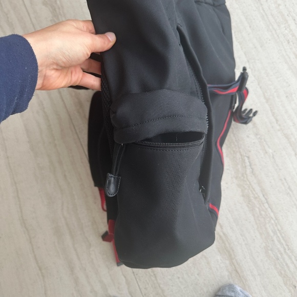 GUCCI Techno Backpack - Picture 6 of 6